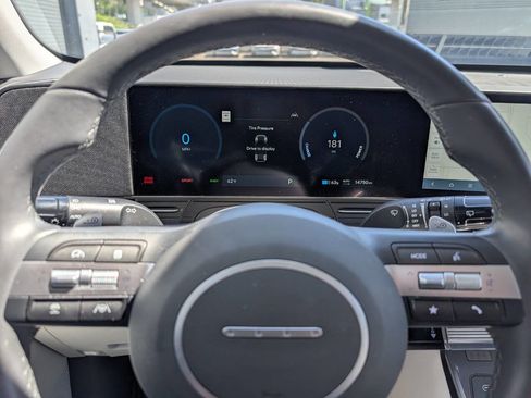 Used 2024 Hyundai Kona SEL FWD image 15