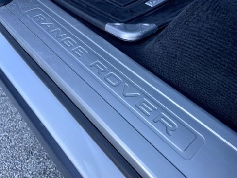 Certified 2022 Land Rover Range Rover Sport HSE Silver Edition image 40