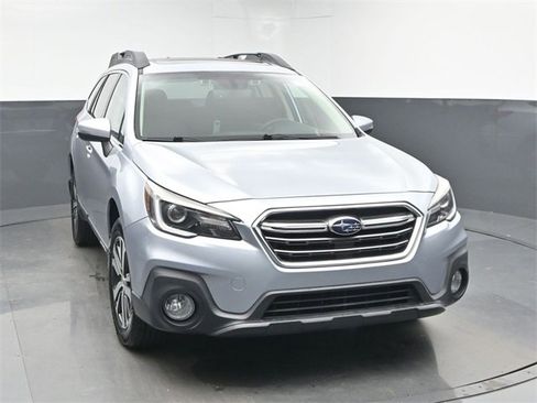 Used 2019 Subaru Outback 2.5i Limited w/ Popular Package #2 image 2
