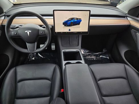 Used 2023 Tesla Model Y Performance AWD/4WD image 15