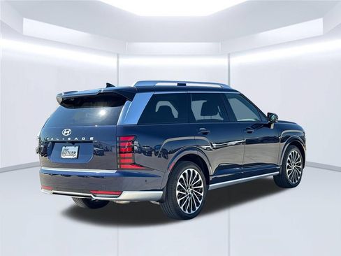 Used 2026 Hyundai Palisade Calligraphy FWD image 7