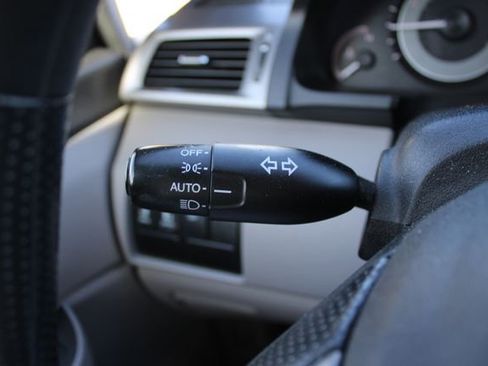 Used 2016 Honda Odyssey EX image 7