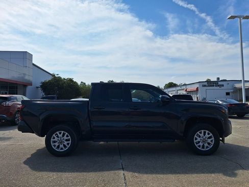 Used 2026 Toyota Tacoma SR5 RWD image 4
