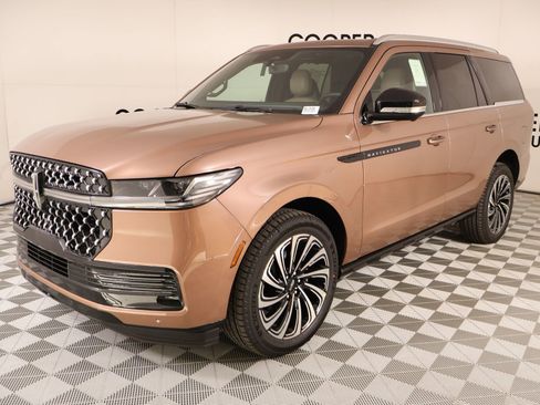 New 2026 Lincoln Navigator Black Label AWD/4WD image 11