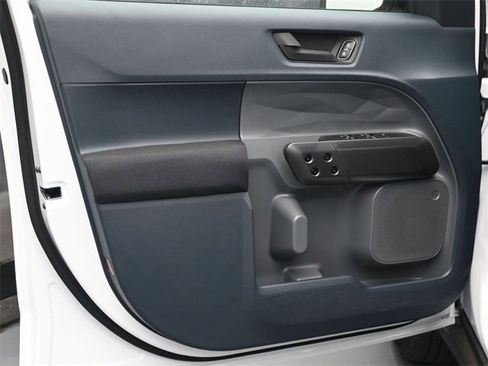 New 2026 Ford Maverick XL image 19