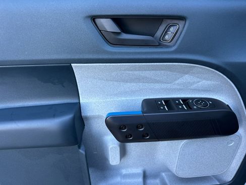 Used 2025 Ford Maverick XLT w/ Equipment Group 301A image 11