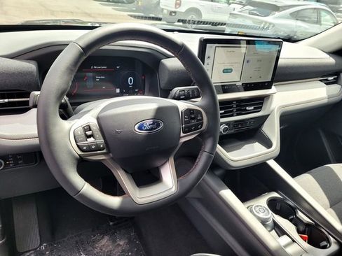 New 2026 Ford Explorer Active image 6