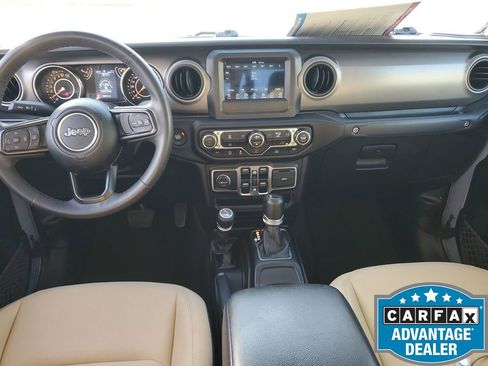 Used 2023 Jeep Gladiator Sport image 26
