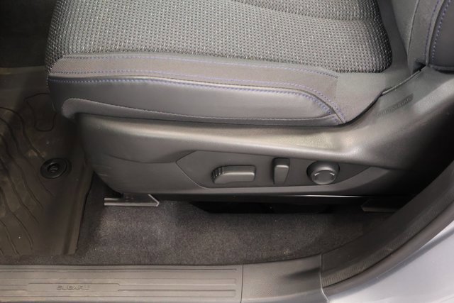 Certified 2025 Subaru Forester Premium AWD/4WD image 13
