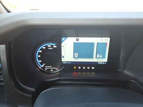 Used 2023 Ford Bronco Wildtrak image 19