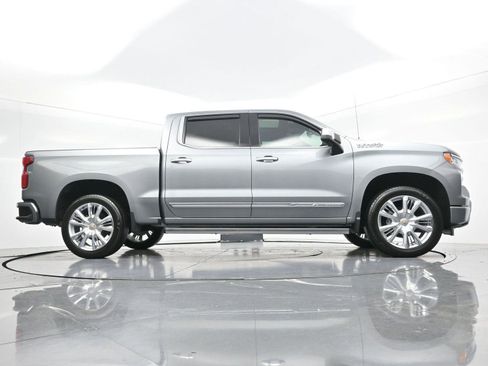 Used 2026 Chevrolet Silverado 1500 High Country AWD/4WD image 52