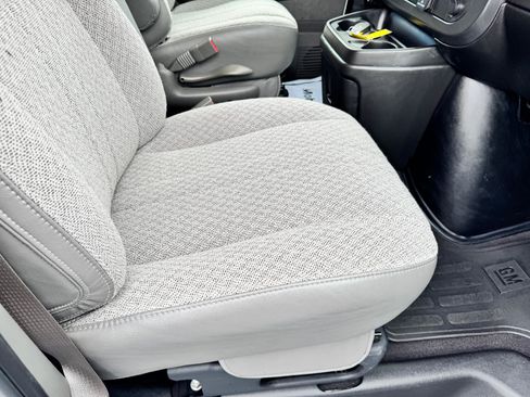 Used 2024 Chevrolet Express 3500 LT w/ LT Preferred Equipment Group image 15