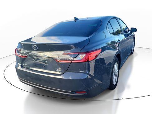 Used 2026 Toyota Camry LE FWD image 7