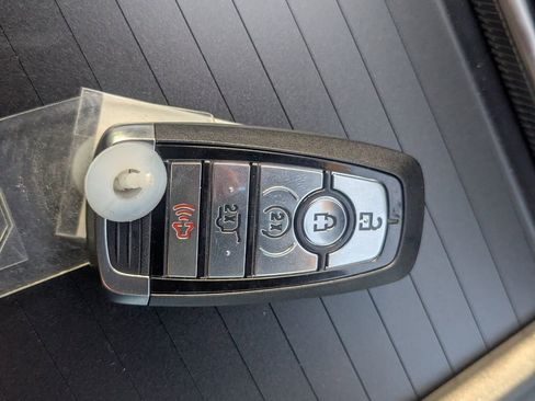 New 2025 Ford Expedition Max Platinum w/ Stealth Performance Package image 34