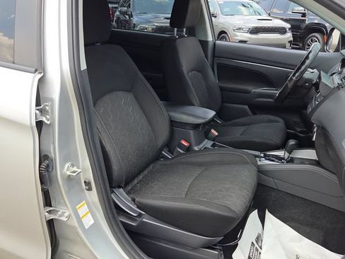 Used 2021 Mitsubishi Outlander Sport ES FWD image 15