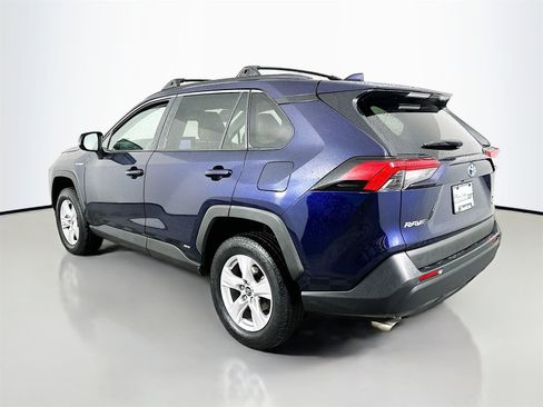 Used 2020 Toyota RAV4 XLE w/ Convenience Package image 5