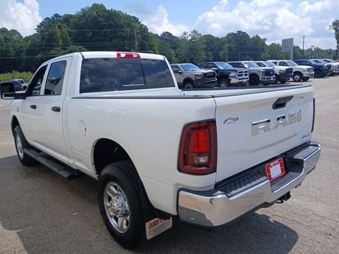New 2026 RAM 2500 Tradesman AWD/4WD image 8