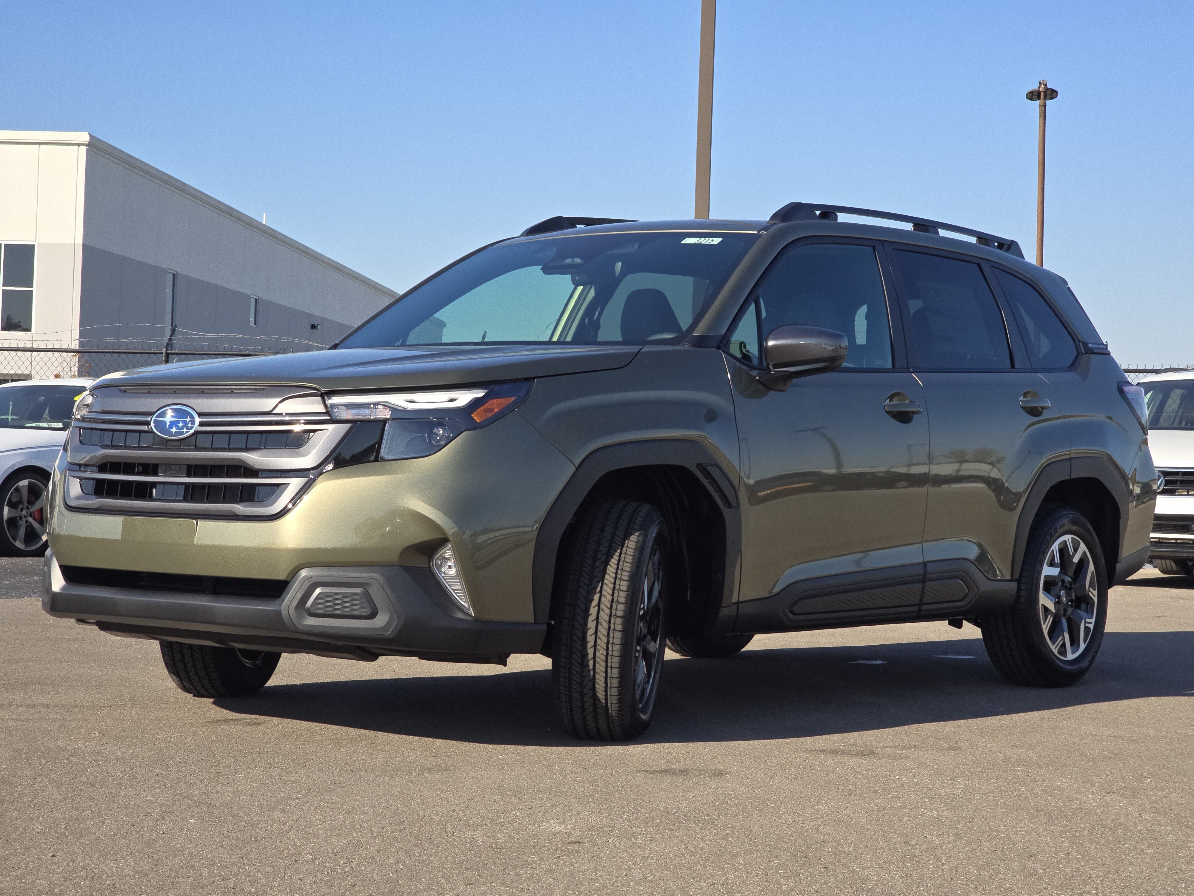New 2026 Subaru Forester Premium AWD/4WD image 3