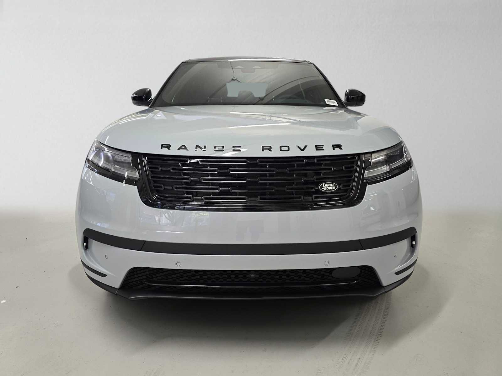 New 2026 Land Rover Range Rover Velar S AWD/4WD image 8