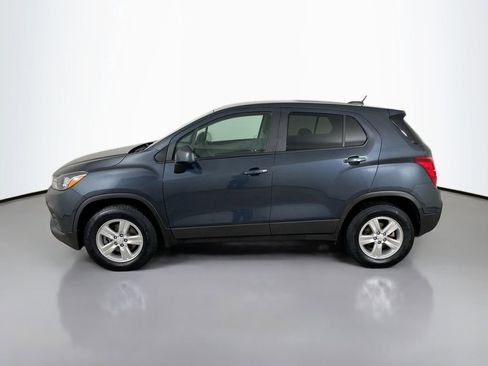 Used 2021 Chevrolet Trax LS w/ Tint and Cruise Package image 4