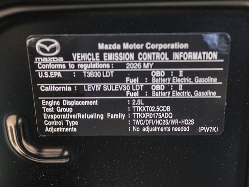 New 2026 MAZDA CX-90 Plug-In Hybrid w/Premium Sport AWD/4WD image 13