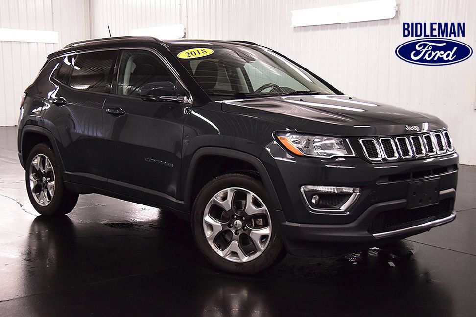 Used 2018 Jeep Compass Limited w/ Navigation Group AWD/4WD image 1