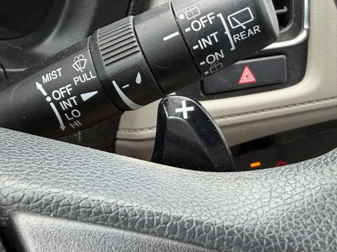 Used 2019 Honda HR-V EX image 18