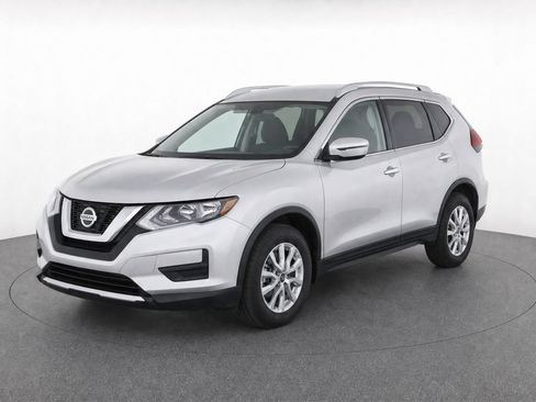 Used 2017 Nissan Rogue SV FWD image 1