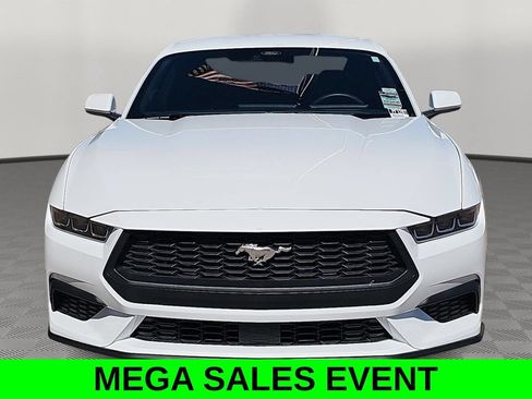Used 2024 Ford Mustang Coupe RWD image 8