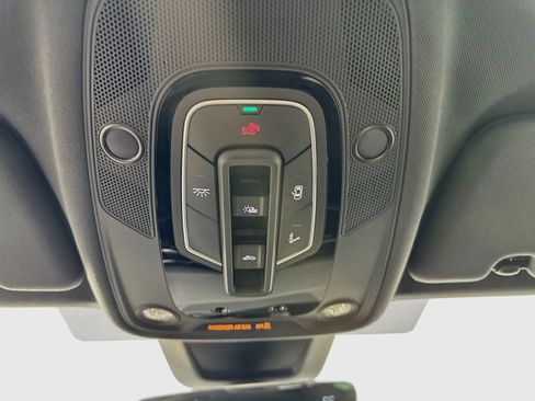 New 2026 Audi SQ8 Premium Plus AWD/4WD image 30