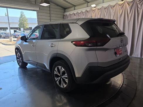 Used 2023 Nissan Rogue SV AWD/4WD image 7