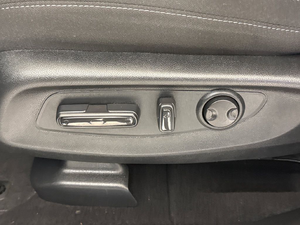 Certified 2026 Honda CR-V EX image 21