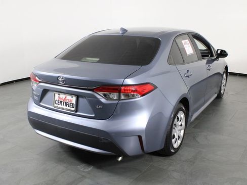 Used 2022 Toyota Corolla LE image 15