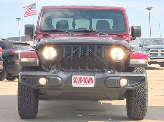 Used 2021 Jeep Gladiator Sport AWD/4WD video 2