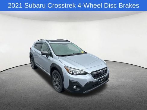 Used 2021 Subaru Crosstrek 2.5i Sport w/ Moonroof Package image 17