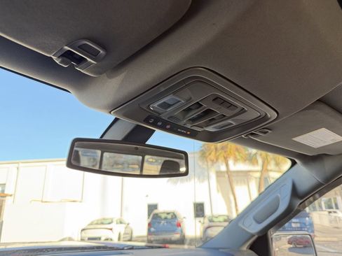 Used 2019 GMC Sierra 1500 SLT RWD image 32