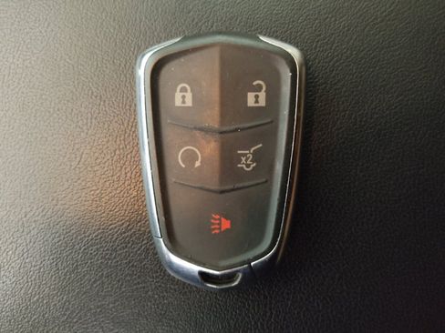 Used 2015 Cadillac SRX Luxury FWD image 32