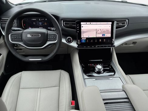 New 2026 Jeep Grand Wagoneer L 2WD image 20
