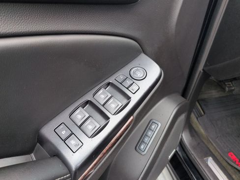 Used 2015 GMC Yukon SLT AWD/4WD image 11