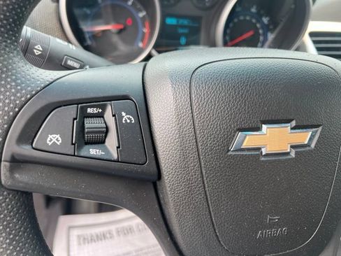 Used 2015 Chevrolet Cruze LT FWD image 20