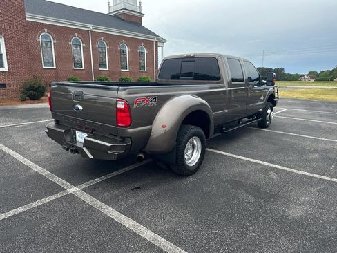 Used 2016 Ford F350 Lariat w/ Lariat Ultimate Package AWD/4WD image 5