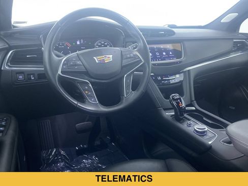 Certified 2023 Cadillac XT5 Premium Luxury FWD image 2