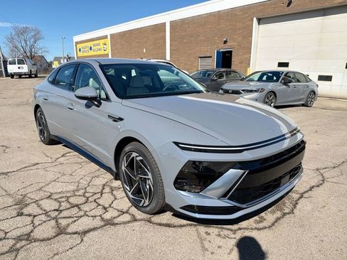 New 2026 Hyundai Sonata SEL AWD/4WD image 11