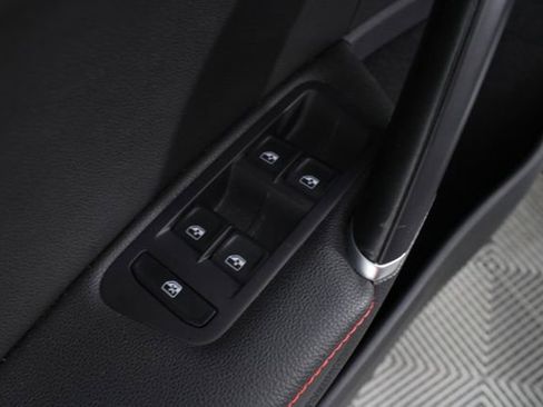 Used 2021 Volkswagen GTI SE image 16