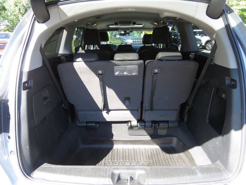 Used 2018 Honda Odyssey Elite image 17