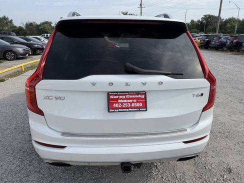 Used 2016 Volvo XC90 T6 Momentum w/ Momentum Plus Package AWD/4WD image 4