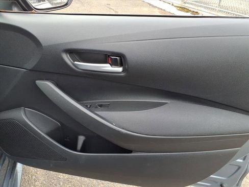 Certified 2021 Toyota Corolla LE image 5