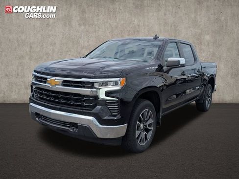 Used 2024 Chevrolet Silverado 1500 LT AWD/4WD image 3