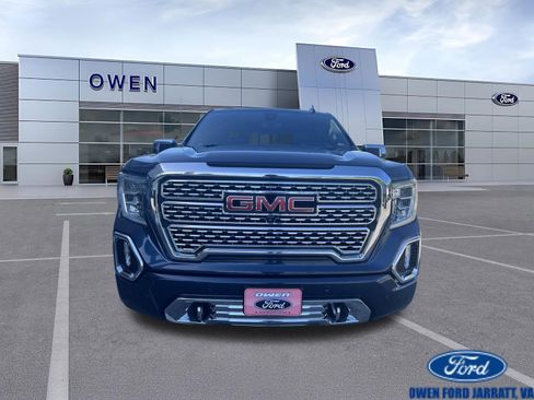 Used 2020 GMC Sierra 1500 Denali w/ Technology Package AWD/4WD image 2