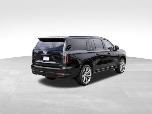 New 2026 Cadillac Escalade ESV Sport w/ Touring Package AWD/4WD image 4